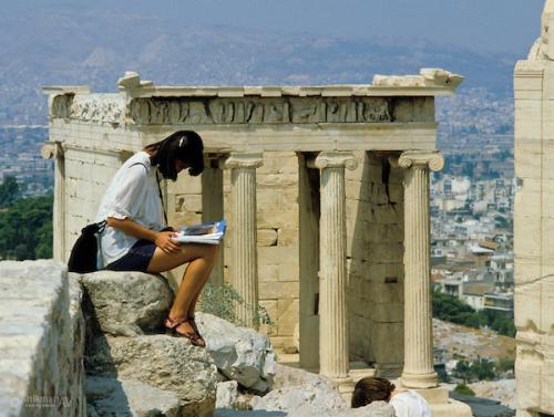 1366635271_girl-study-nike-athens