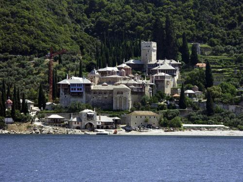 1346250694_Athos1